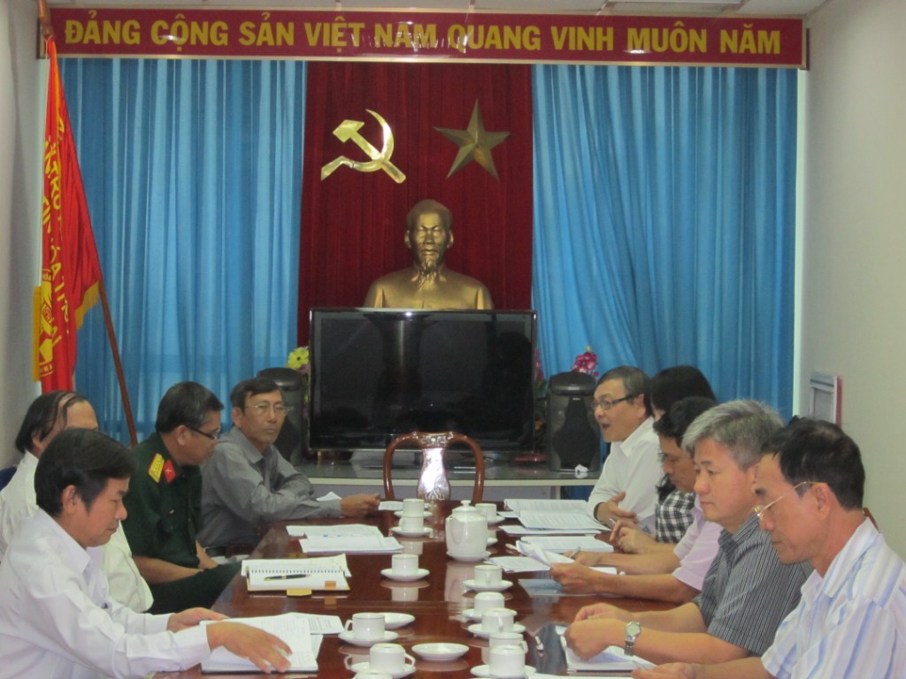 Đặt tương ghi nhớ công ơn lãnh đạo Tỉnh ủy Biên Hòa [Desktop Resolution].jpg